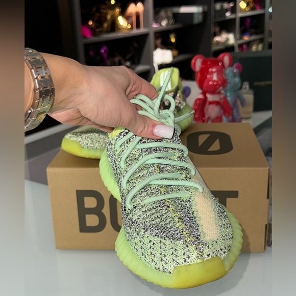 Adidas Yeezy Boost 350 V2 Yeezreel Reflective - Picture 9 of 10